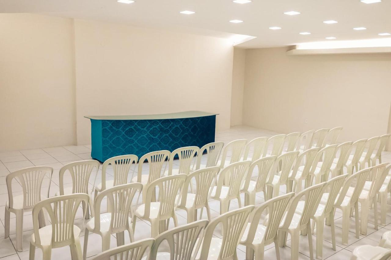 Center Plaza Hotel كاروارو المظهر الخارجي الصورة
